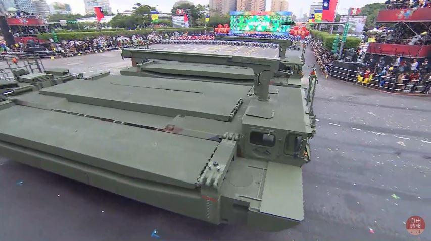 225%e6%b0%b4%e4%b8%8a%e5%b7%a5%e4%bd%9c%e8%bb%8a-2